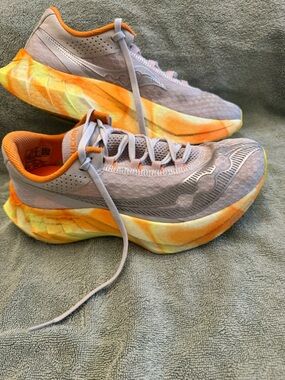 Saucony women’s Endorphin Pro Running Shoes